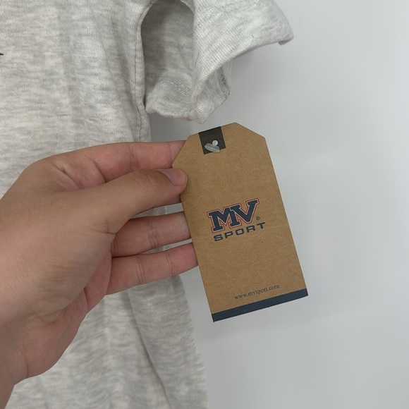 Peppermint Mocha Obsessed Christmas Top MV Sport Ash Grey Holiday Tee Sz L NWT - Picture 5 of 7